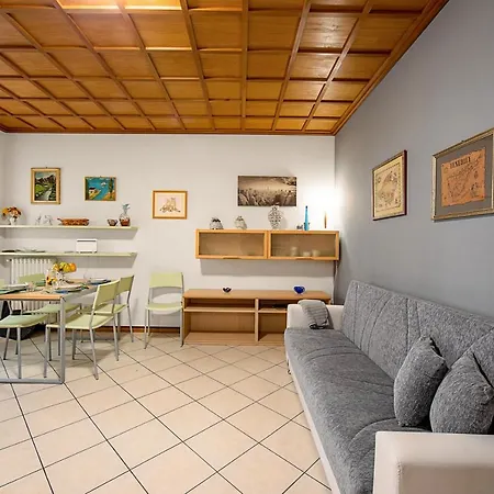 Il Sogno Di Silvana With Private Terrace - Happy Санремо